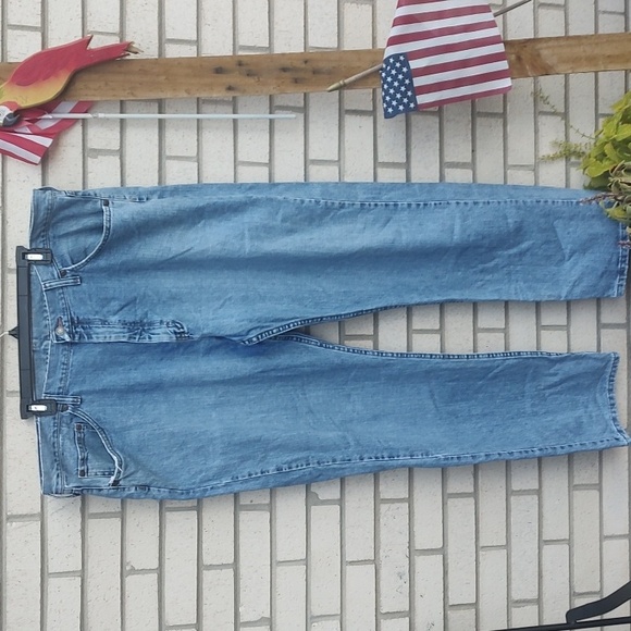 Wrangler 👖 - Picture 7 of 11